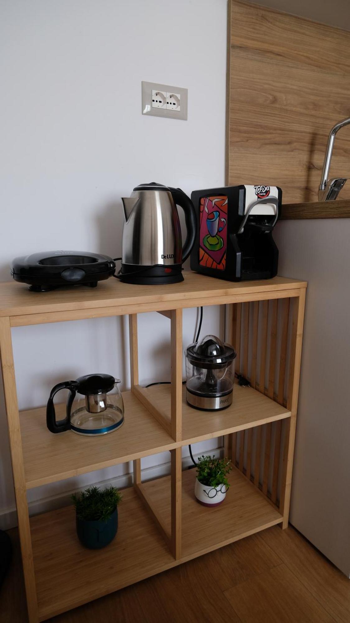 2E Center Apartment Тирана Екстер'єр фото
